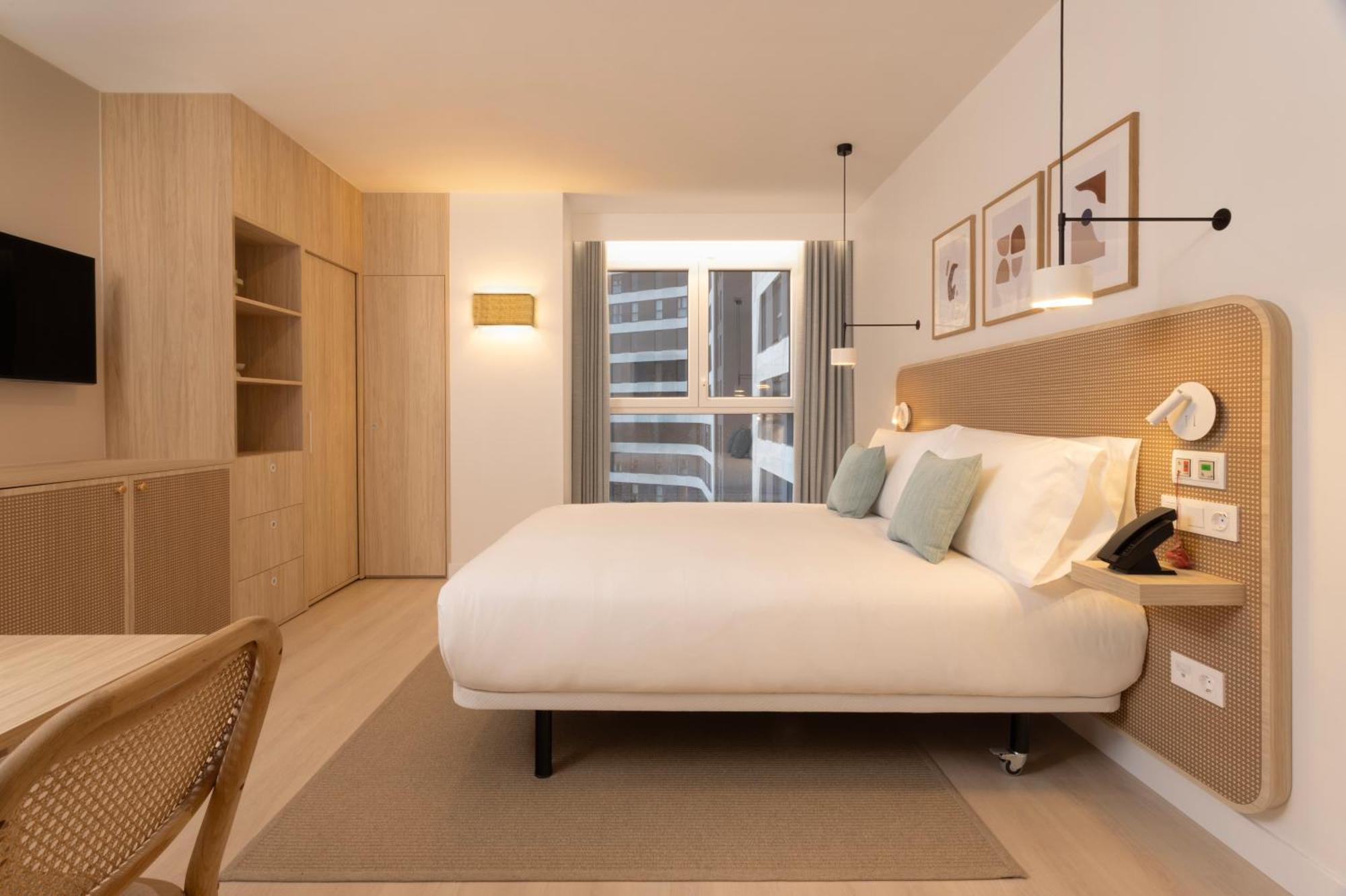 Staybridge Suites & Apartments Malaga By Ihg Экстерьер фото